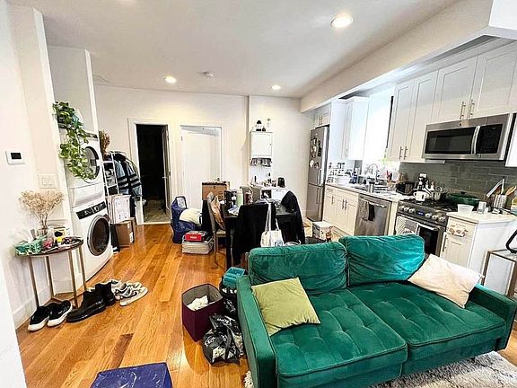 4th image of 317 W 121st St APT 2B