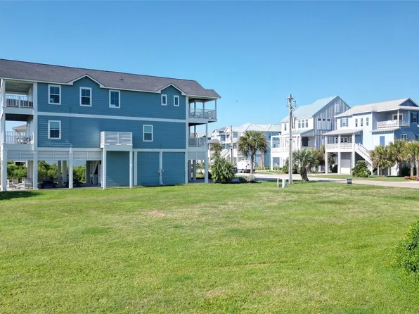 26707 Bay Water Dr, Galveston, TX 77554