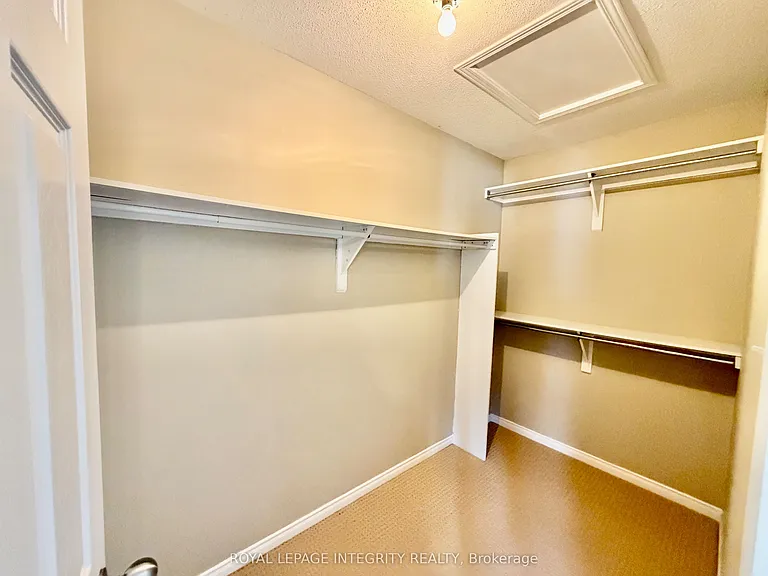 304 Amici Ter — Photo 15