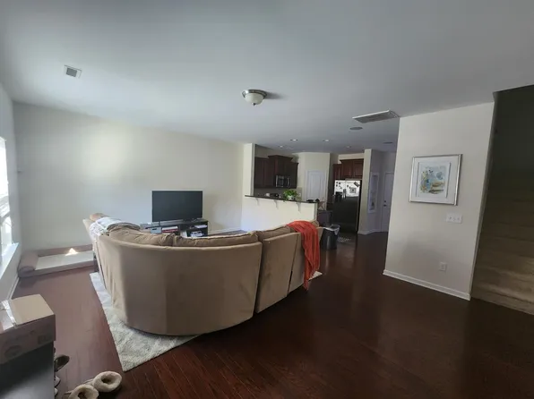 1021 Ileagnes Rd, Raleigh, NC 27603
