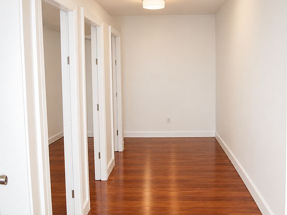 3rd image of 34 Brown Dr