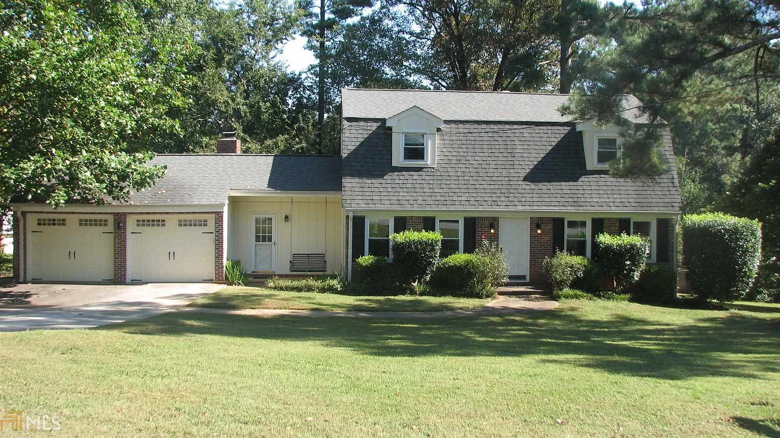 5685 Four Winds Dr photo 1