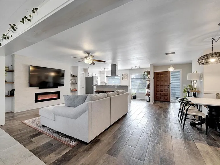2138 Timber Ln — Photo 42