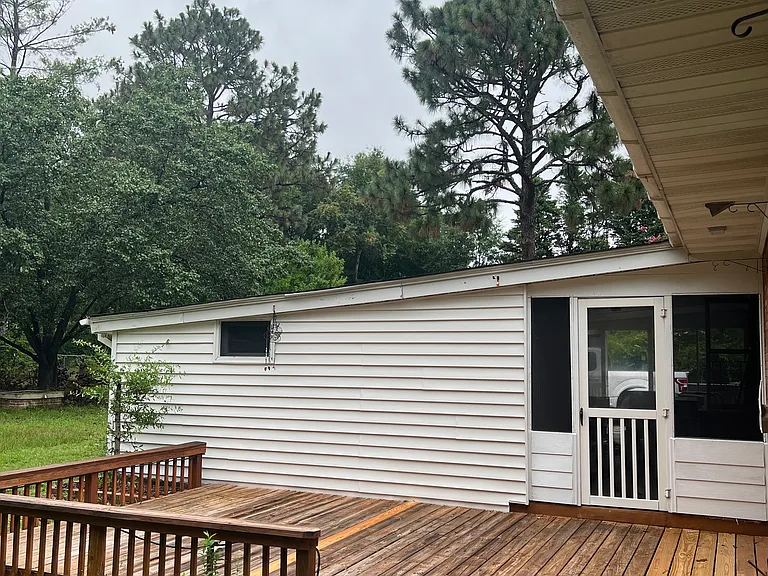 1605 Crest Dr — Photo 13