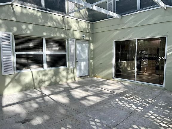 2nd image of 3119 Kingston Ct