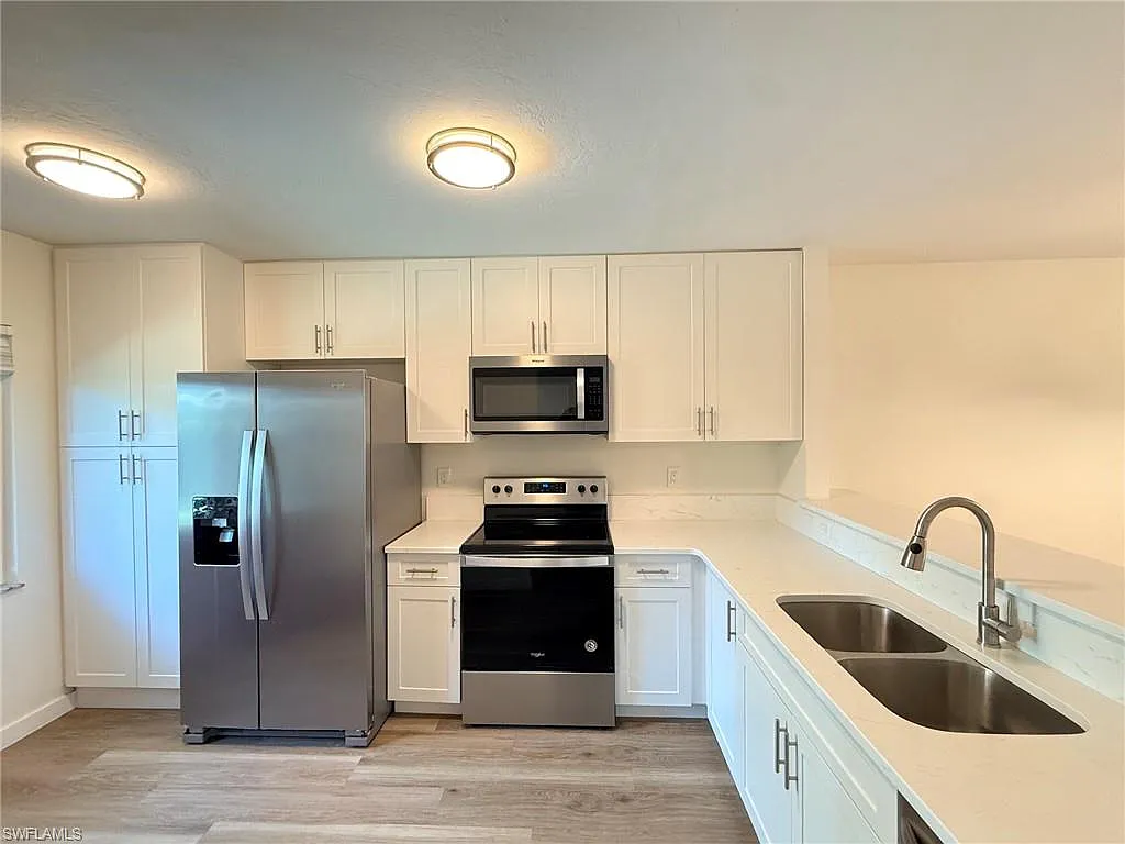 2 bed, 2.0 bath, 1097 sqft, $2,000 — Photo 3