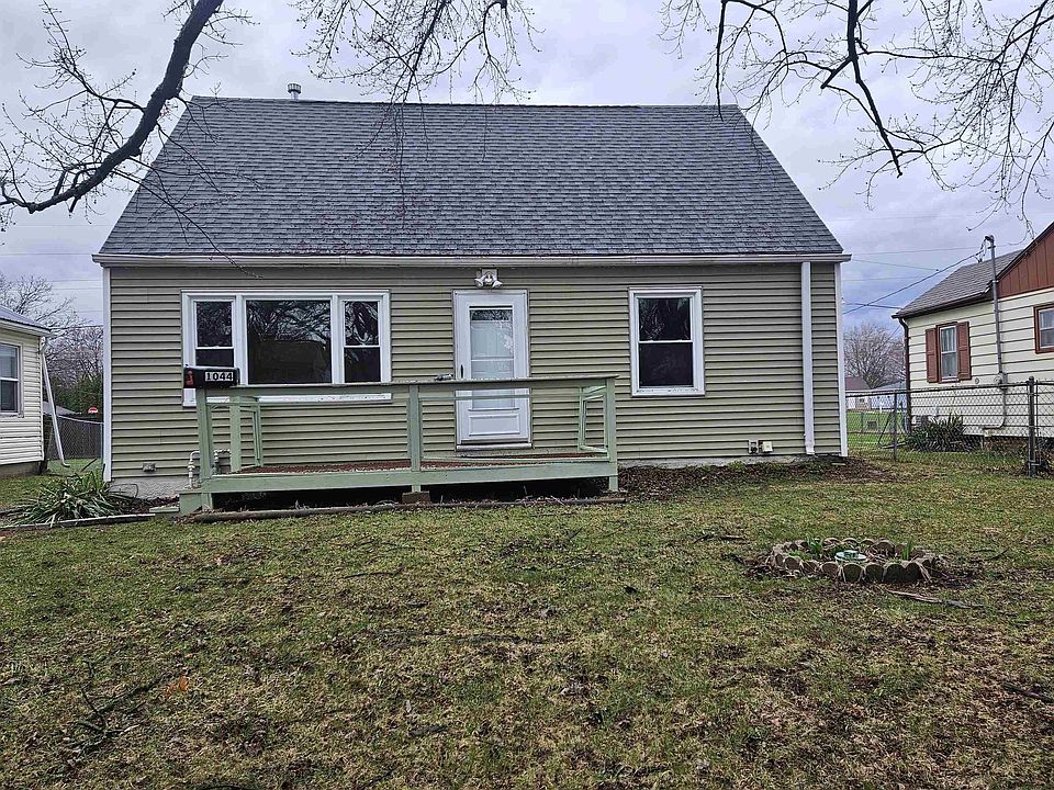 1st image of 1044 Dundee Ave