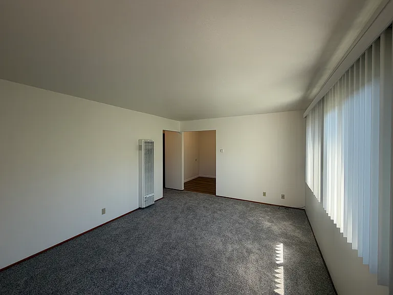 863 Commercial Ave #8 — Photo 2