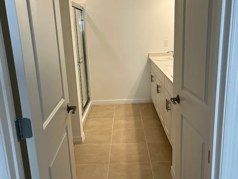 2571 Driftwood St — Photo 34