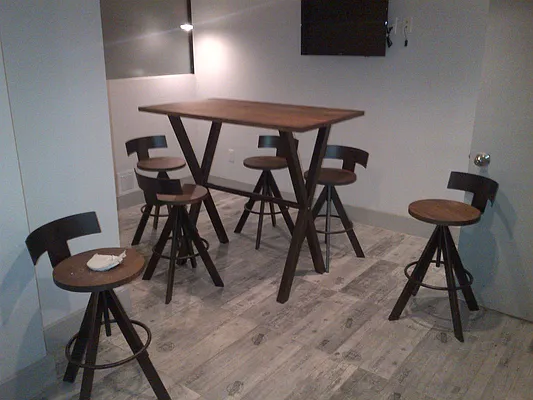 Rented by The Hamilton Group | media 32