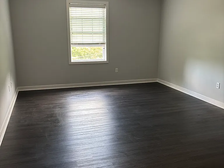 49 Taylor Ave — Photo 5