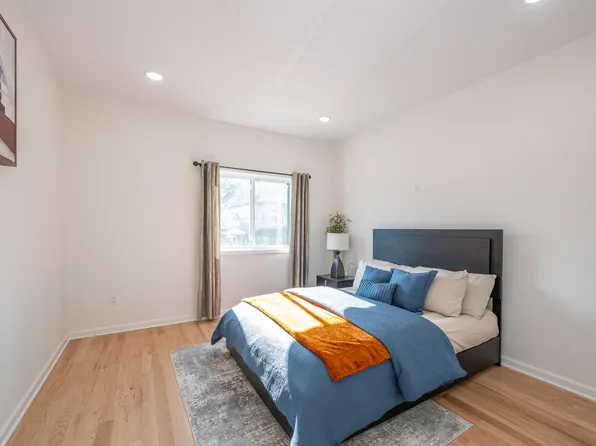 38 Zabriskie Street image 9 of 17