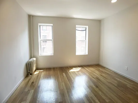 Rented by Bohemia Realty Group | media 2