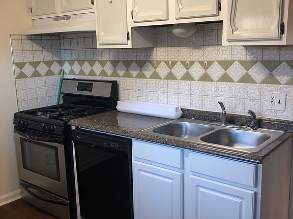 3rd image of 1401 Sherwood Ave