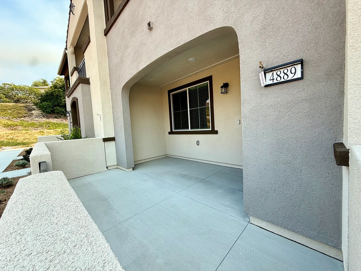 4 bed, 1765 sqft, $3,995 — Photo 2