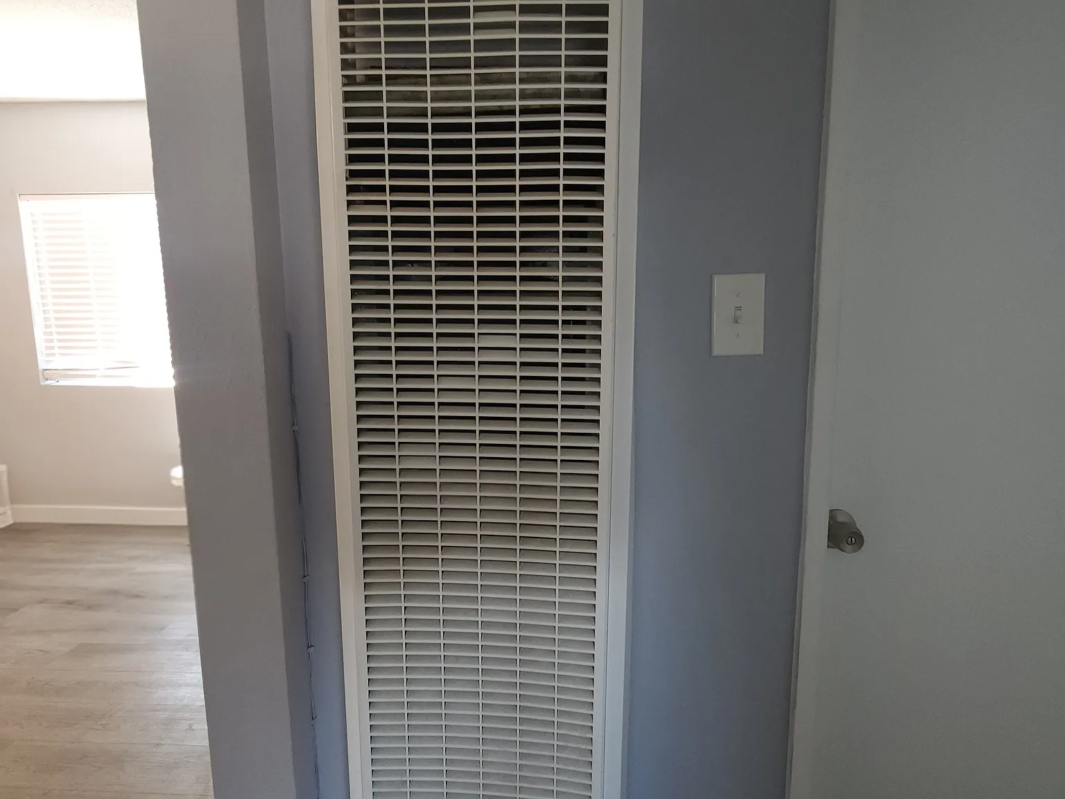 2 bed, 700 sqft, $2,295 — Photo 3