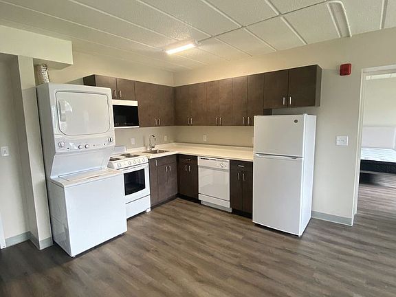 3rd image of 6001 Alderson St #11028977