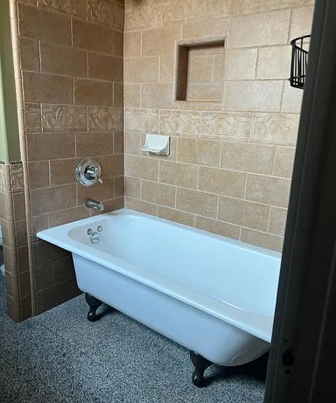 814 N Van Ness Ave — Photo 18