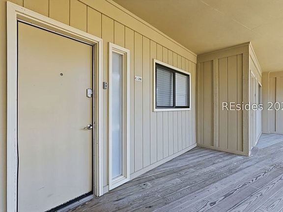 2nd image of 40 Folly Field Rd APT C251