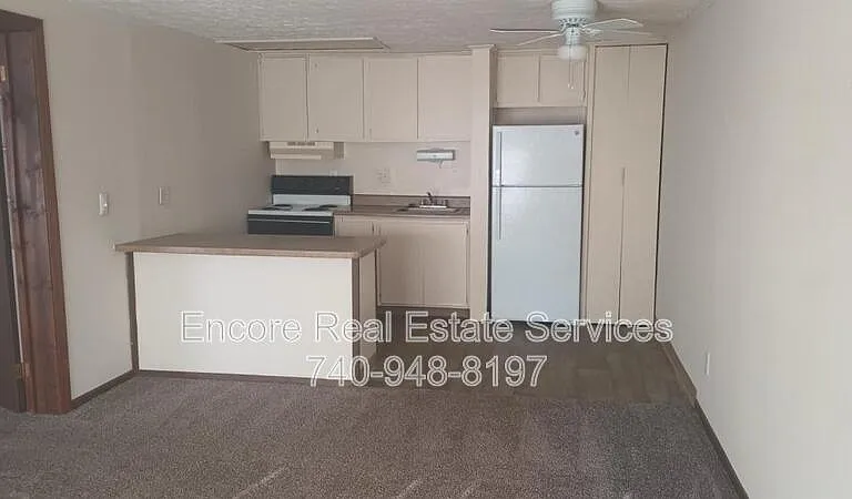 380 N 40th St #9 — Photo 2