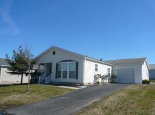 2 Fort Lee Dr, Manahawkin, NJ 08050