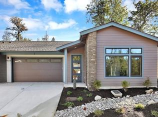 9064 Sea Mist Ln, Blaine, WA 98230