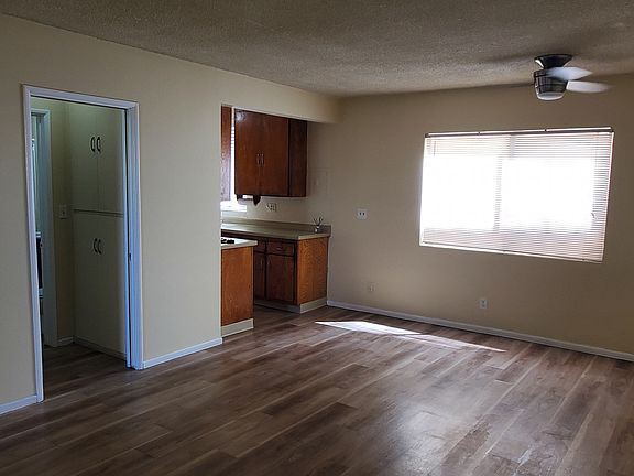 3rd image of 2100 Artesia Blvd