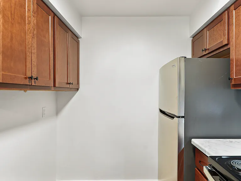 509 S Perry Pkwy #5 — Photo 3