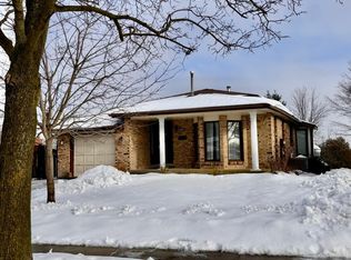 140 Dinison Cres, Kitchener, ON N2E 2V2