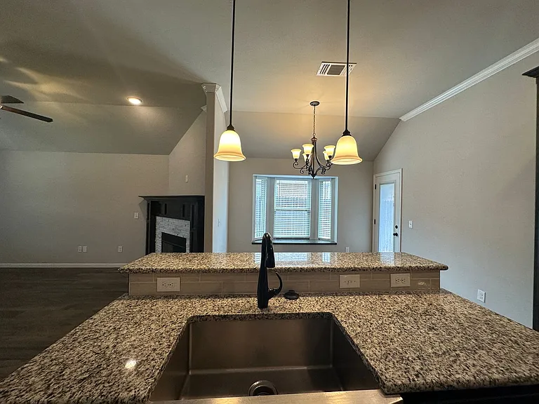 3404 NW 161st St — Photo 17