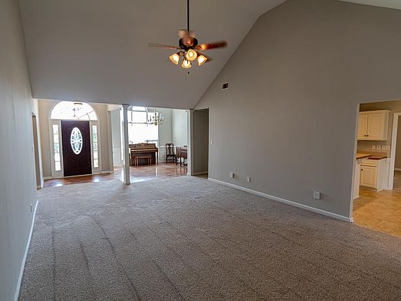 4th image of 5809 Carriage Hills Dr