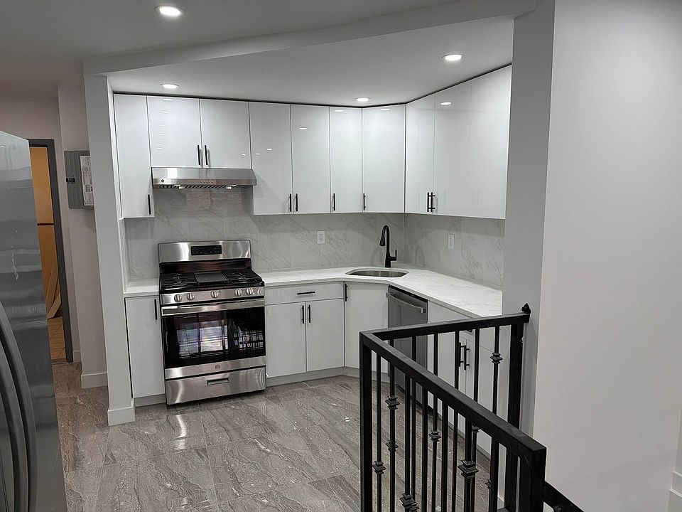 1st image of 7549 113th St APT 1