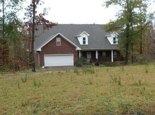 625 Lake Deerfield Rd, Hull, GA 30646