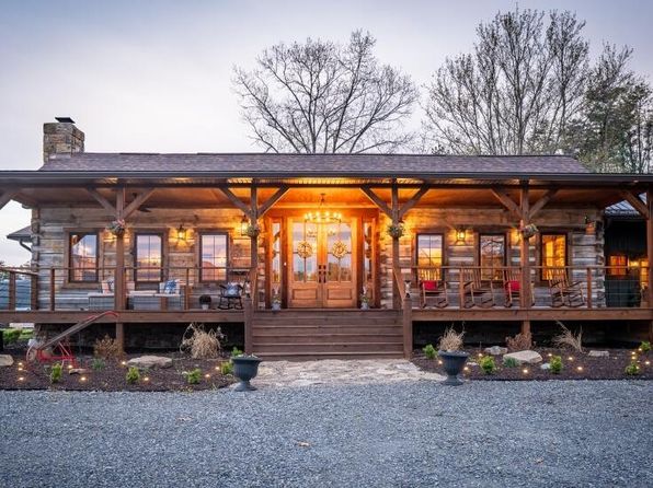 4609 Bozoo Rd, Peterstown, WV 24963