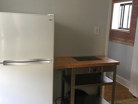 2nd image of 1353 Christian St #2B