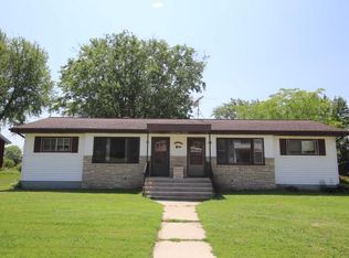 214 E Railroad Ave #216, Saint Cloud, WI 53079