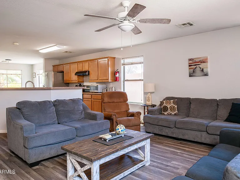 7316 W Cordes Rd — Photo 8