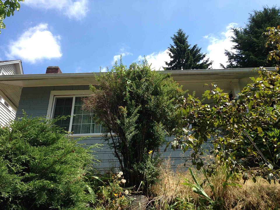 2nd image of 5764 28th Ave NE