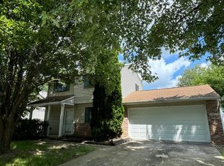 182 Country Wood Dr, Whiteland, IN 46184