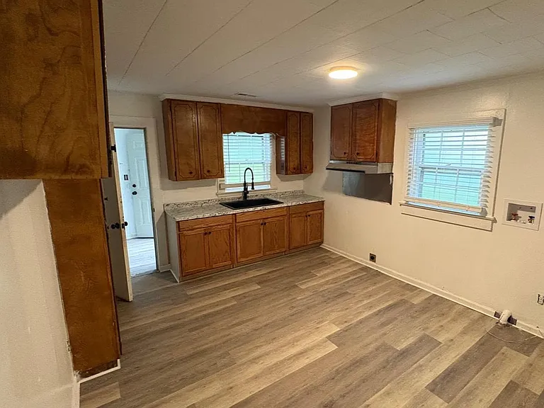 434 2nd St SW — Photo 3