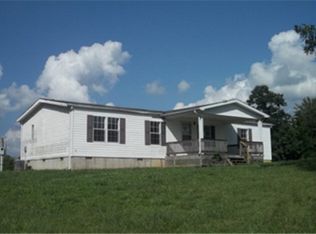 1074 Wilburn Rd, Mount Hermon, KY 42157