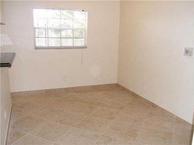 4th image of 621 Cypress Lake Blvd #B16