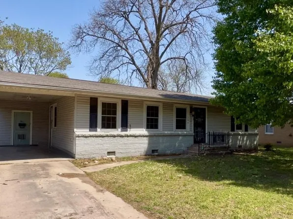 704 W Ford Ave, Osceola, AR 72370
