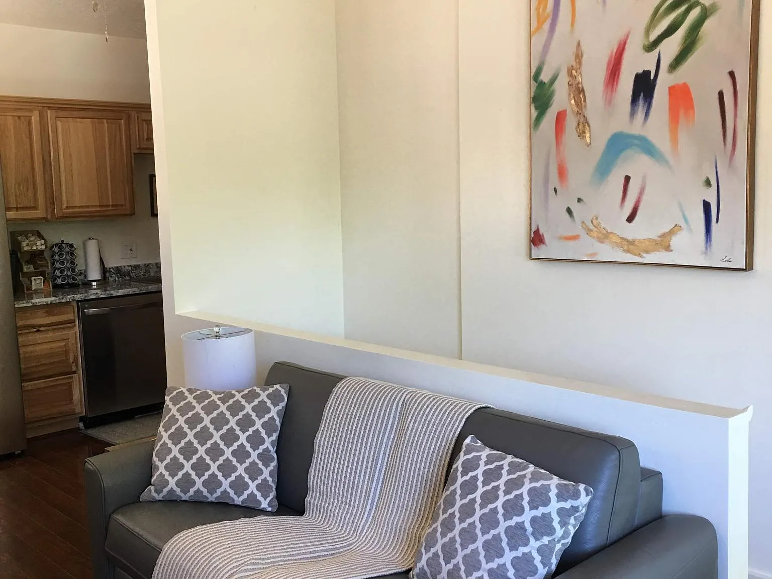 2 bed, 800 sqft, $2,150 — Photo 3