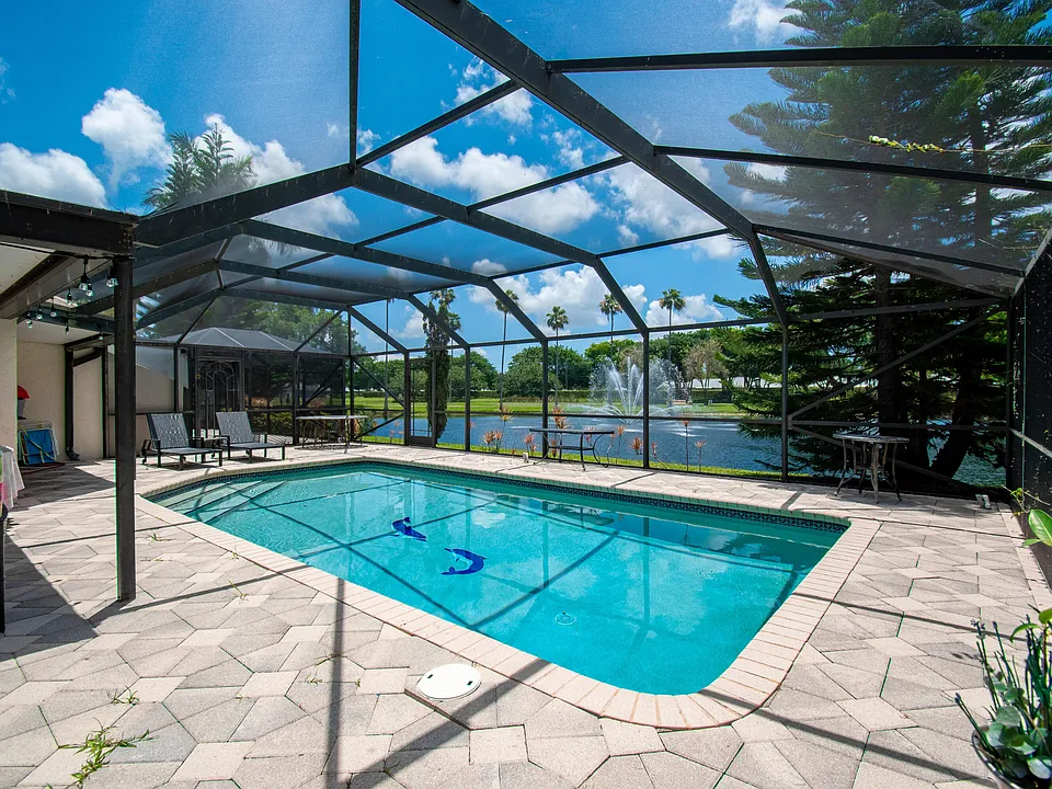 9708 Erica Ct