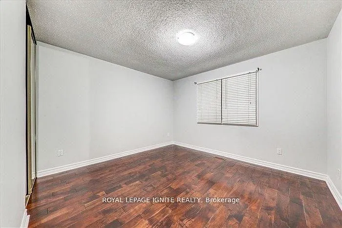 23 Longbow Sq — Photo 12