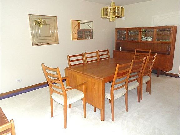 More views of dining room!