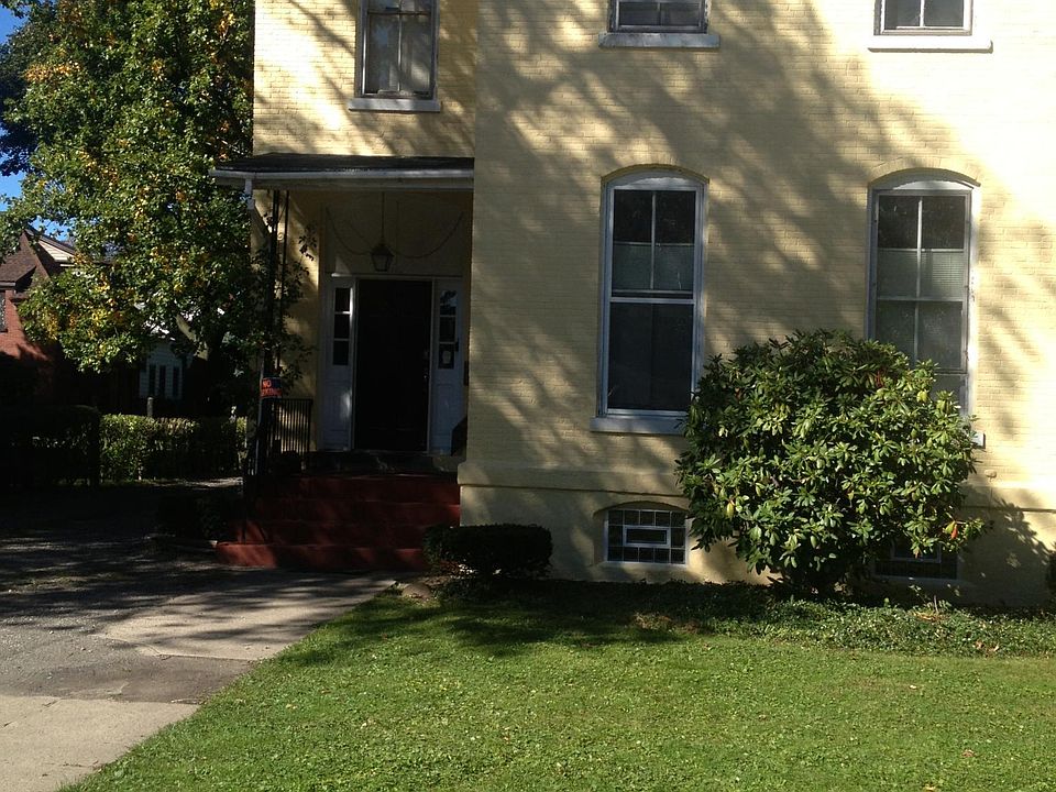 1st image of 530 W 6th St #1