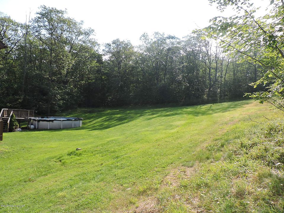 2nd image of 2065 Bear Creek Blvd