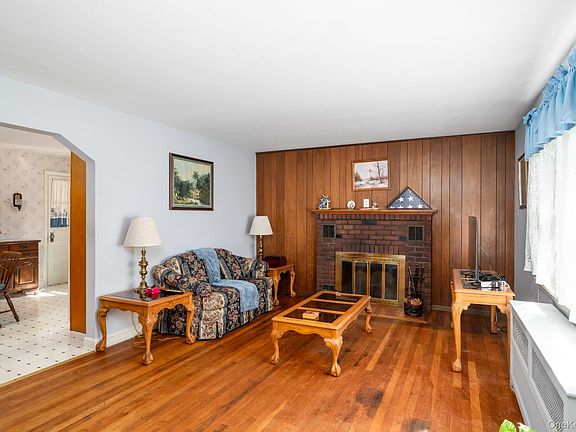 5th image of 862 Drewville Road